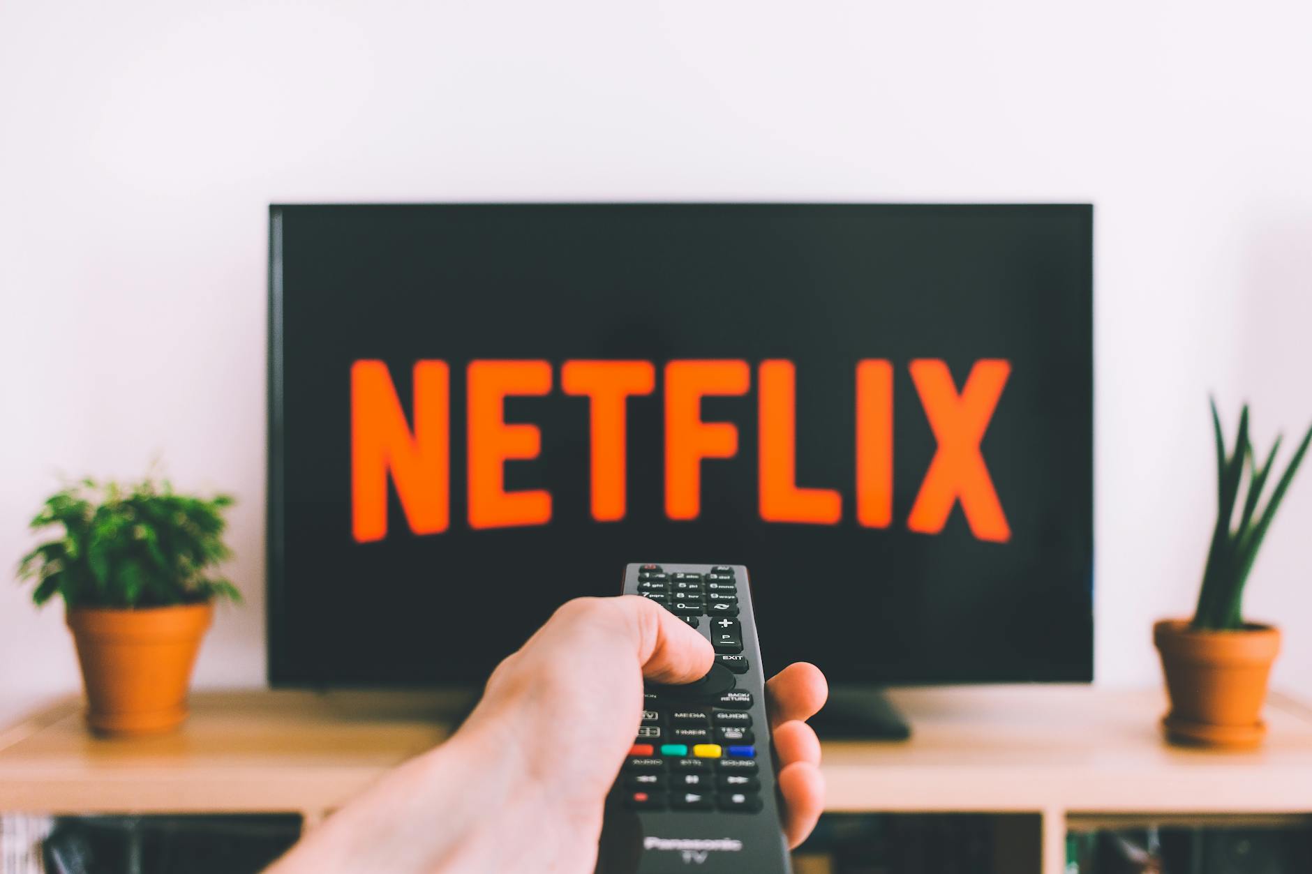 jimat duit berlangganan netflix, disney+ dan viu